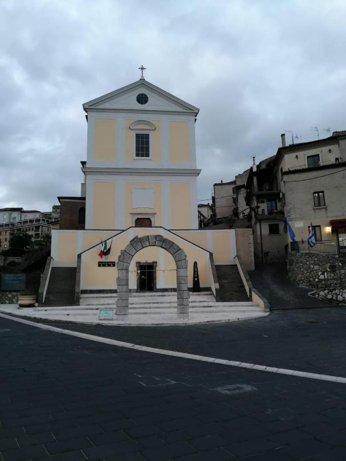 Hotel I Trecento à Padula Extérieur photo